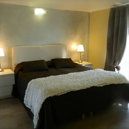 Tenuta Della Guardia 3*