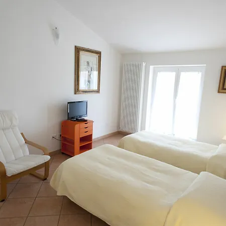 Tenuta Della Guardia Отель 3*